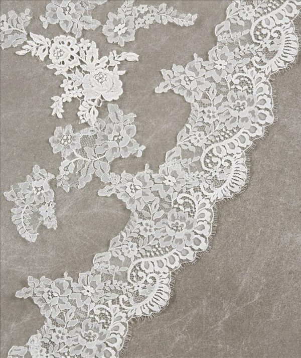 Voile dentelle mariée : Cymbeline Paris