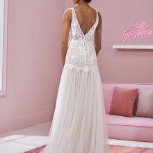 Robe de Mariée CHAKA White One Collection 2020 | Boutique Paris Robe de Mariée CHAKA White One Collection 2020 | Boutique Paris