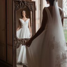 vRobe de Mariée JOHANA Pour un Oui By Cymbeline- Boutique ParisRobe de Mariée JOHANA Pour un Oui By Cymbeline- Boutique Paris