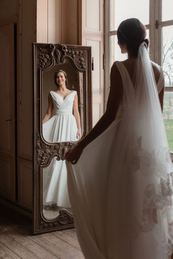 vRobe de Mariée JOHANA Pour un Oui By Cymbeline- Boutique ParisRobe de Mariée JOHANA Pour un Oui By Cymbeline- Boutique Paris