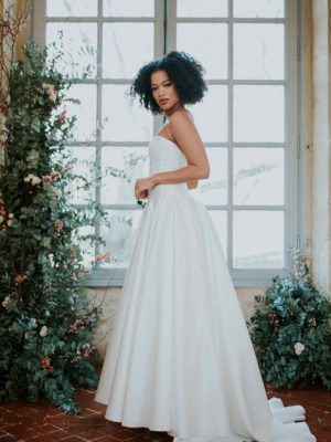 LAURE Wedding dress pour un Oui by Cymbeline- Paris Boutique