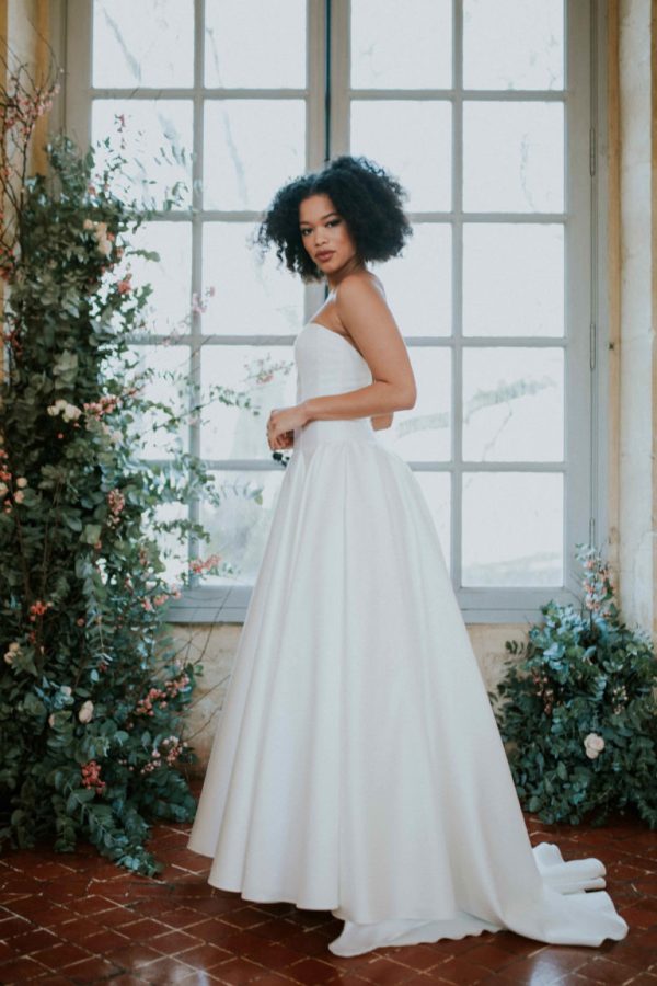 Robe de Mariée LAURE Pour un Oui By Cymbeline Boutique Paris Robe de Mariée LAURE Pour un Oui By Cymbeline Boutique Paris