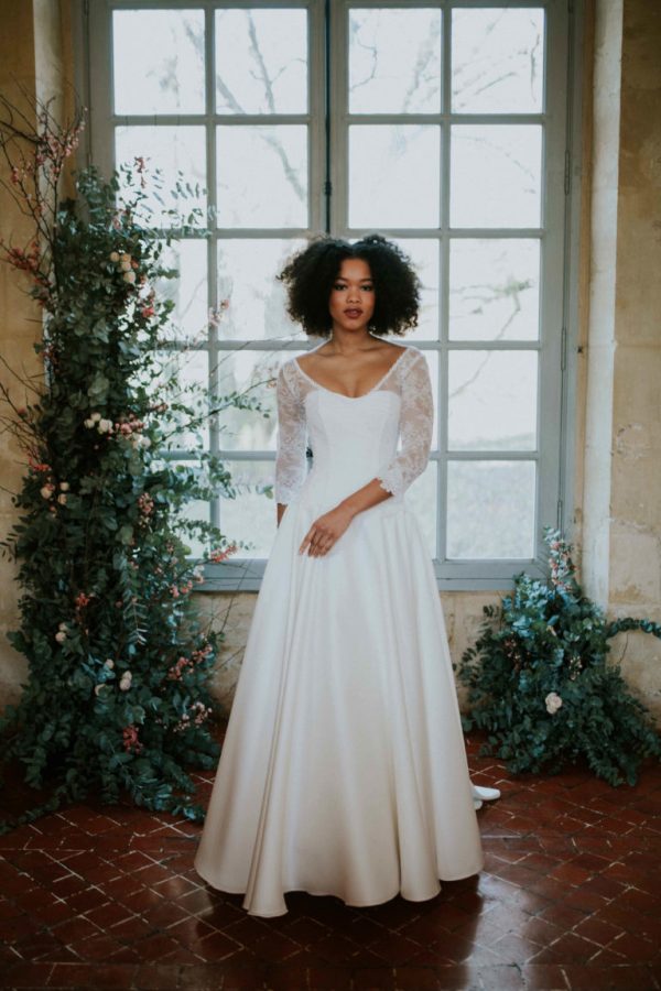 Robe de Mariée LAURE Pour un Oui By Cymbeline Boutique Paris Robe de Mariée LAURE Pour un Oui By Cymbeline Boutique Paris