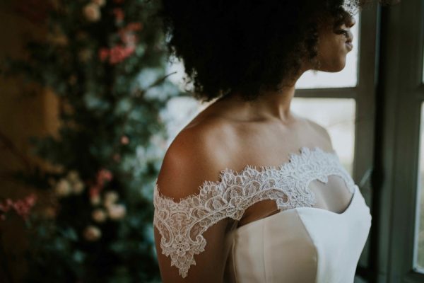 Robe de Mariée LAURE Pour un Oui By Cymbeline Boutique Paris Robe de Mariée LAURE Pour un Oui By Cymbeline Boutique Paris