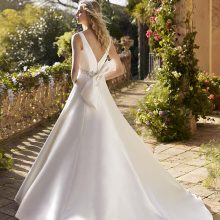 Robe de Mariée MEYRICK La Sposa Collection 2022| Boutique Paris