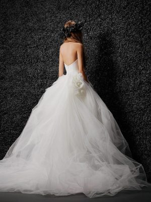 Robe de Mariée ALIZEE Vera Wang Collection 2022: Boutique Paris