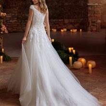 DRAGOSTE wedding dress White One Collection 2022 | Boutique Paris