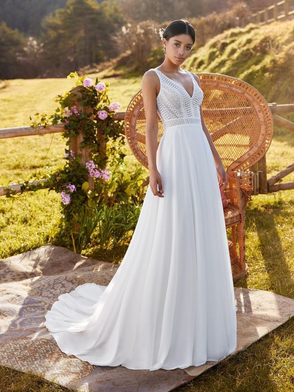 YEU wedding dress White One Collection 2022 | Boutique Paris