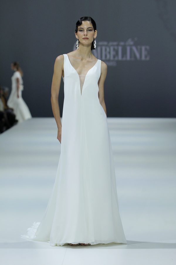 Robe de Mariée ROMANCE Cymbeline Collection 2023: Boutique Paris