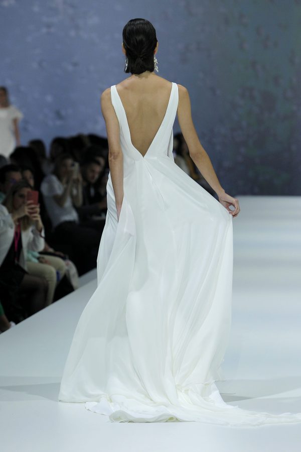 Robe de Mariée ROMANCE Cymbeline Collection 2023: Boutique Paris