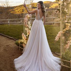 ANPU wedding dress White One Collection 2023 | Boutique Paris