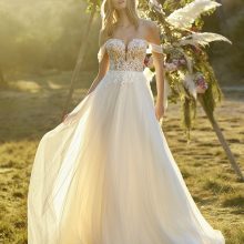 MODEST wedding dress White One Collection 2023 | Boutique Paris