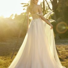 MODEST wedding dress White One Collection 2023 | Boutique Paris