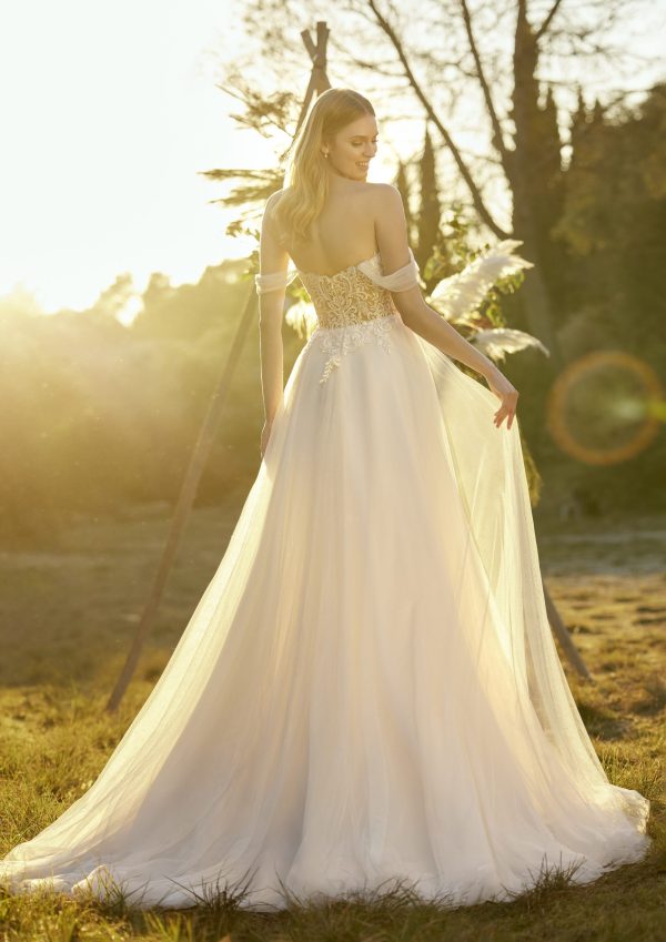 Robe de Mariée MODEST White One Collection 2023