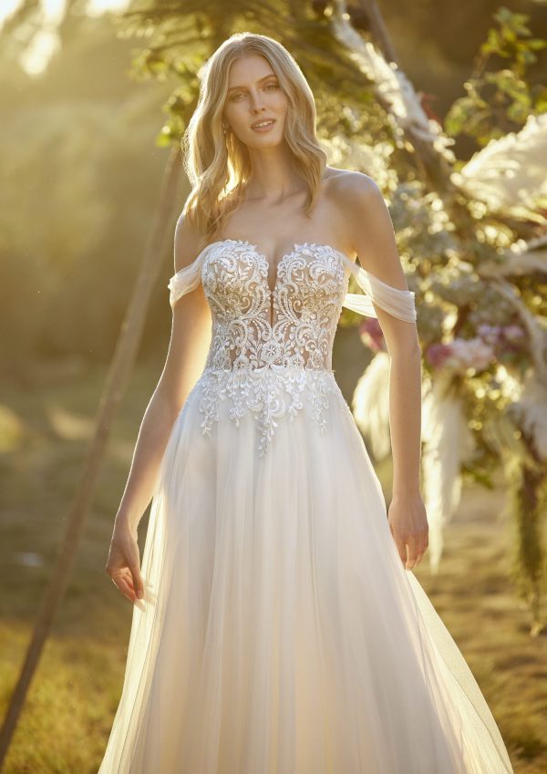 Robe de Mariée MODEST White One Collection 2023