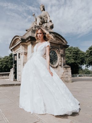RAFFINEE Cymbeline wedding dress collection2023: Paris Boutique