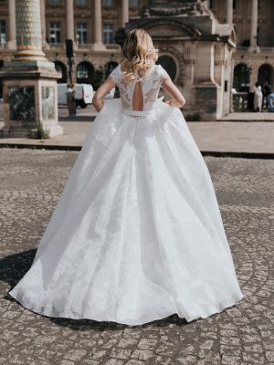 RAFFINEE Cymbeline wedding dress collection2023: Paris Boutique