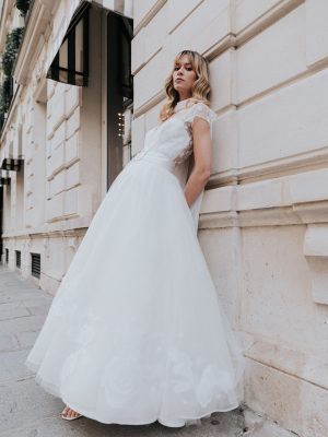 REALITE Cymbeline wedding dress collection2023: Paris Boutique