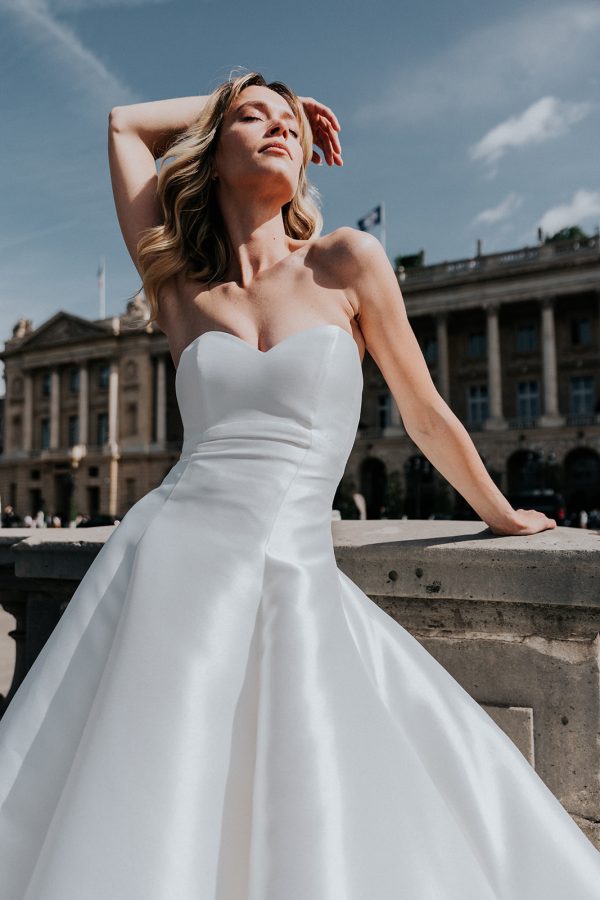 Robe de Mariée ROANNE Cymbeline Collection 2023: Boutique Paris Robe de Mariée ROANNE Cymbeline Collection 2023: Boutique Paris