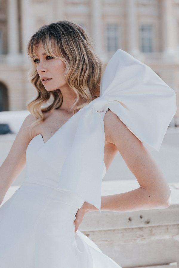 Robe de Mariée ROANNE Cymbeline Collection 2023: Boutique Paris Robe de Mariée ROANNE Cymbeline Collection 2023: Boutique Paris