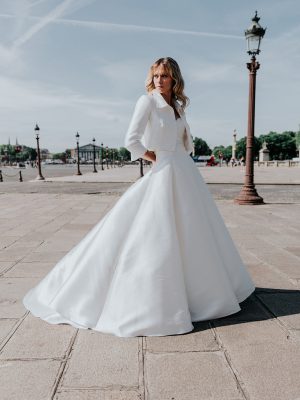 ROANNE Cymbeline wedding dress collection2023: Paris Boutique