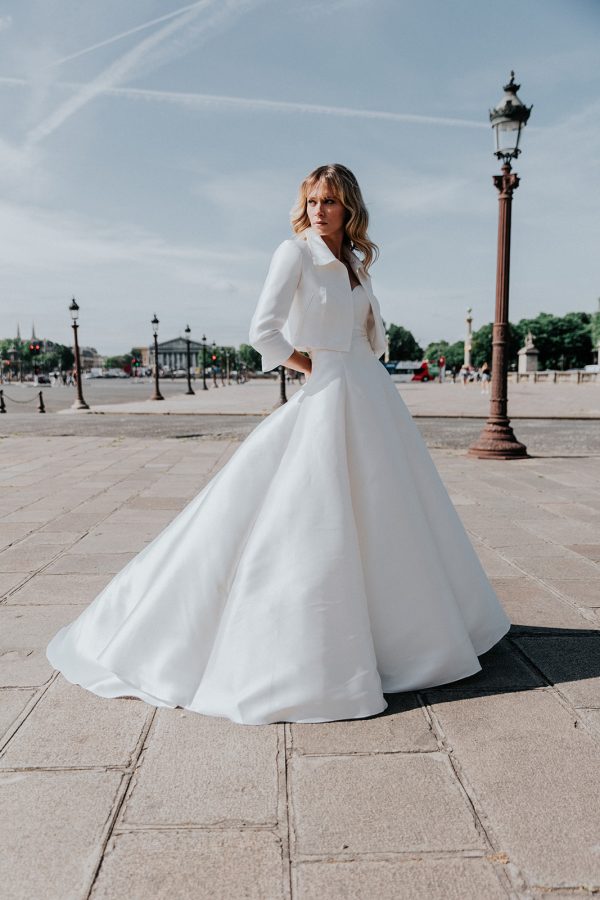 Robe de Mariée ROANNE Cymbeline Collection 2023: Boutique Paris Robe de Mariée ROANNE Cymbeline Collection 2023: Boutique Paris