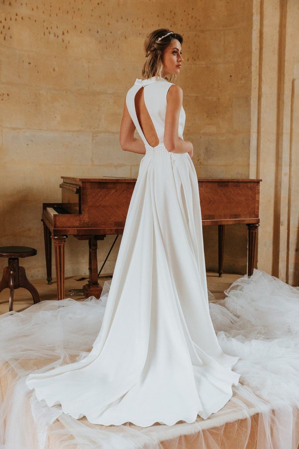 ROCHE Cymbeline wedding dress collection2023: Paris Boutique