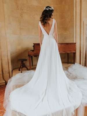 RYTHME Cymbeline wedding dress collection2023: Paris Boutique