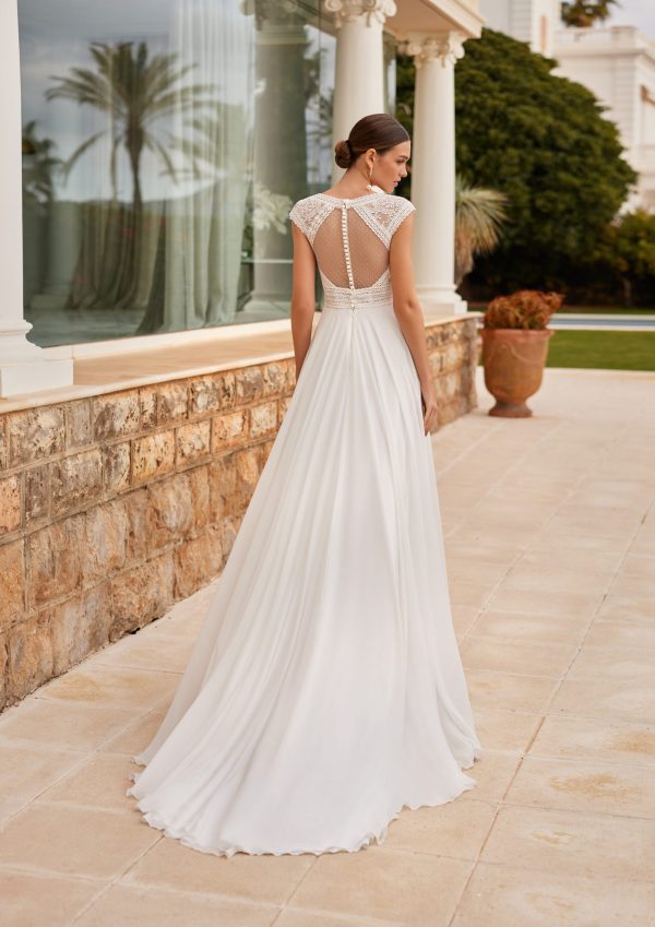 ALMIA wedding dress San Patrick Collection 2024| Boutique Paris