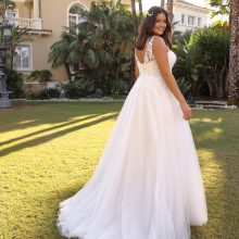 ANNI wedding dress White One Collection 2024 | Boutique Paris ANNI wedding dress White One Collection 2024 | Boutique Paris