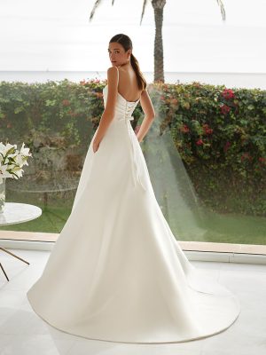 Robe de Mariée LYLA San Patrick Collection 2024| Boutique Paris