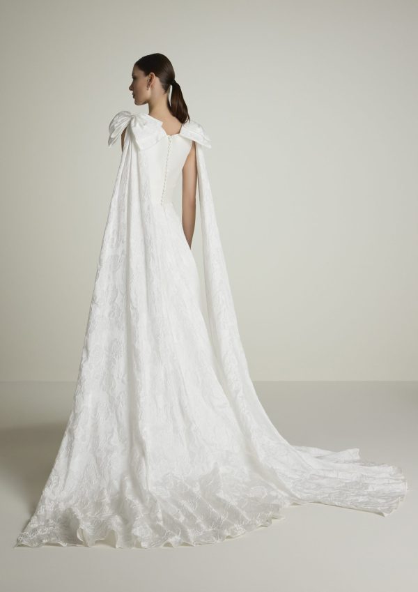 CARRA wedding dress San Patrick Collection 2025| Boutique Paris
