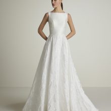 CARRA wedding dress San Patrick Collection 2025| Boutique Paris