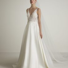 Robe de Mariée ELEGANZA San Patrick Collection 2025| Paris Robe de Mariée ELEGANZA San Patrick Collection 2025| Paris