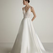 Robe de Mariée ELEGANZA San Patrick Collection 2025| Paris Robe de Mariée ELEGANZA San Patrick Collection 2025| Paris