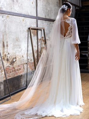 TORY Cymbeline wedding dress 2025 Collection: Boutique Cymbeline Paris 15