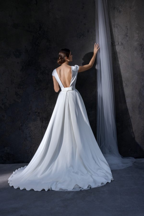 Robe de Mariée TRINITY Cymbeline Collection 2025| Paris 15 Robe de Mariée TRINITY Cymbeline Collection 2025| Paris 15