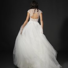 MAI Vera Wang wedding dress collection 2025: Paris Boutique