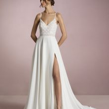 DOMO wedding dress White One Collection 2025 | Boutique Paris