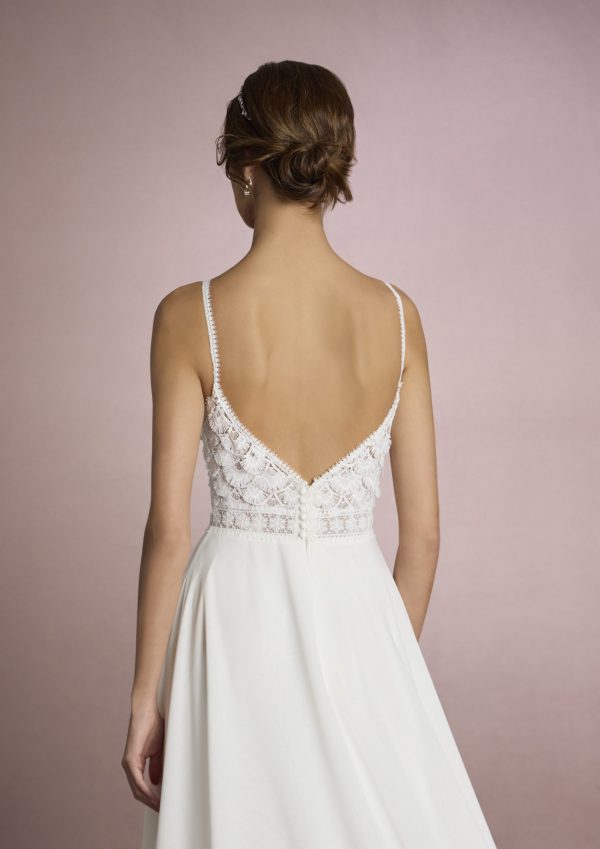 DOMO wedding dress White One Collection 2025 | Boutique Paris