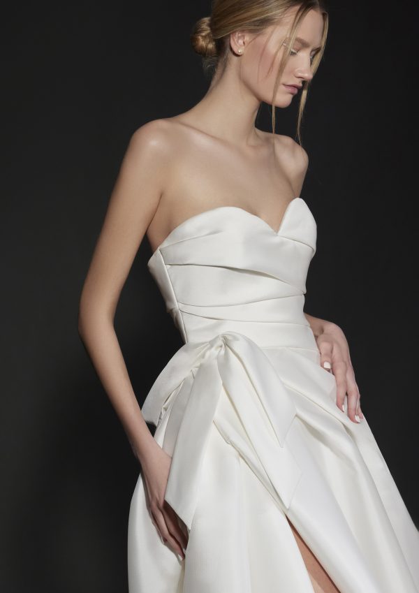 Robe de Mariée JADEAU Vera Wang 2025| Boutique Paris Robe de Mariée JADEAU Vera Wang 2025| Boutique Paris