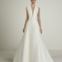 FELICITAD wedding dress San Patrick Collection 2025| Boutique Paris