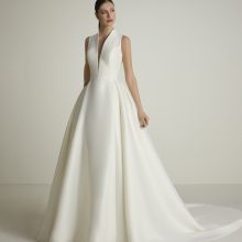 FELICITAD wedding dress San Patrick Collection 2025| Boutique Paris