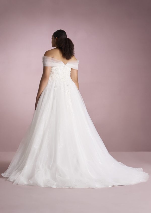 Robe de Mariée ISA White One Collection 2025| Boutique Paris