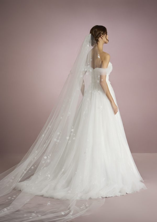 ISA wedding dress White One Collection 2025 | Boutique Paris ISA wedding dress White One Collection 2025 | Boutique Paris