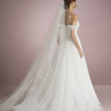 Robe de Mariée ISA White One Collection 2025| Boutique Paris