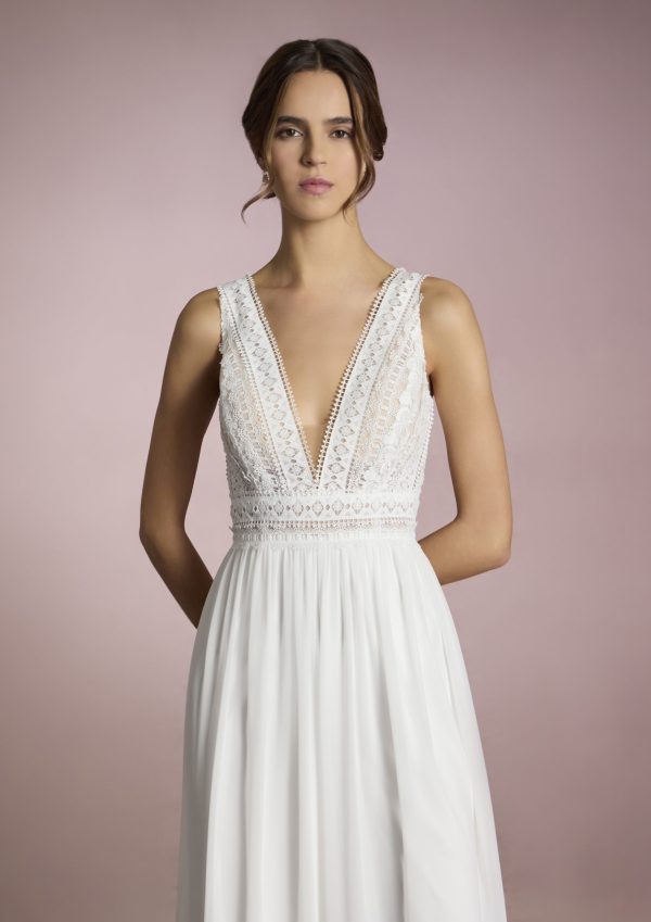 Robe de Mariée ITO White One Collection 2025| Boutique Paris Robe de Mariée ITO White One Collection 2025| Boutique Paris