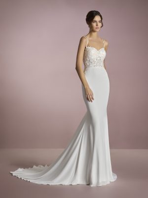 JUJI wedding dress White One Collection 2025 | Boutique Paris