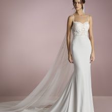 JUJI wedding dress White One Collection 2025 | Boutique Paris