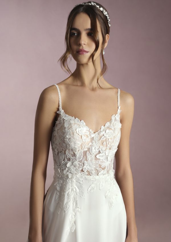 Robe de Mariée KAMI White One Collection 2025| Boutique Paris Robe de Mariée KAMI White One Collection 2025| Boutique Paris